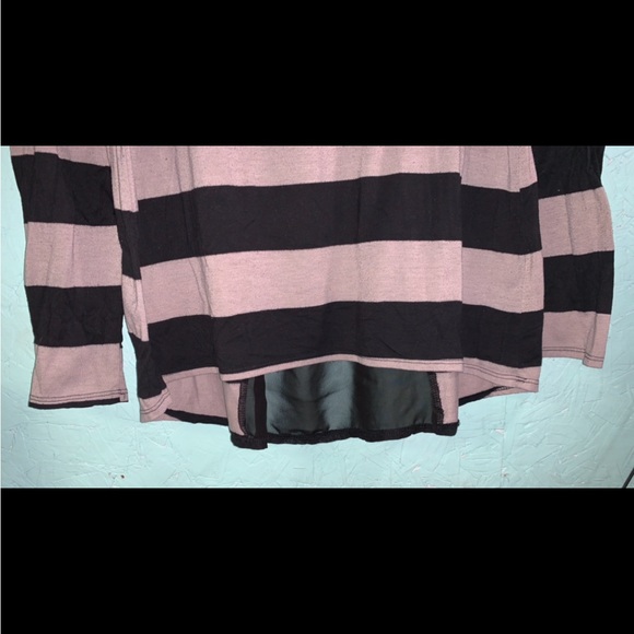 Striped Mesh Back Long Sleeve - Picture 3 of 8